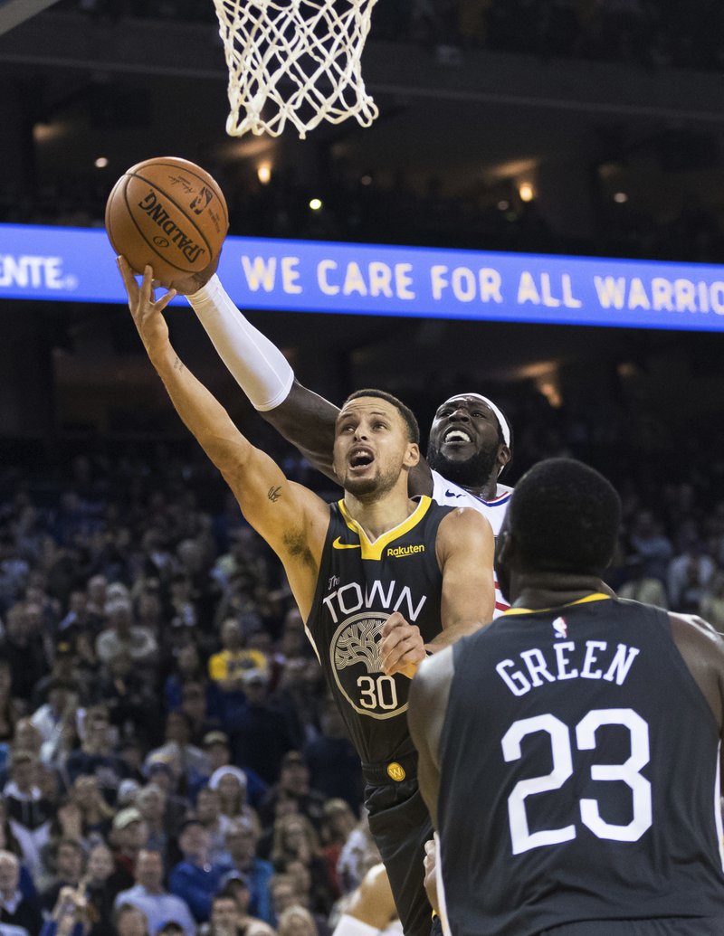 Curry Lifts Warriors Past Clippers With Last-second Layup