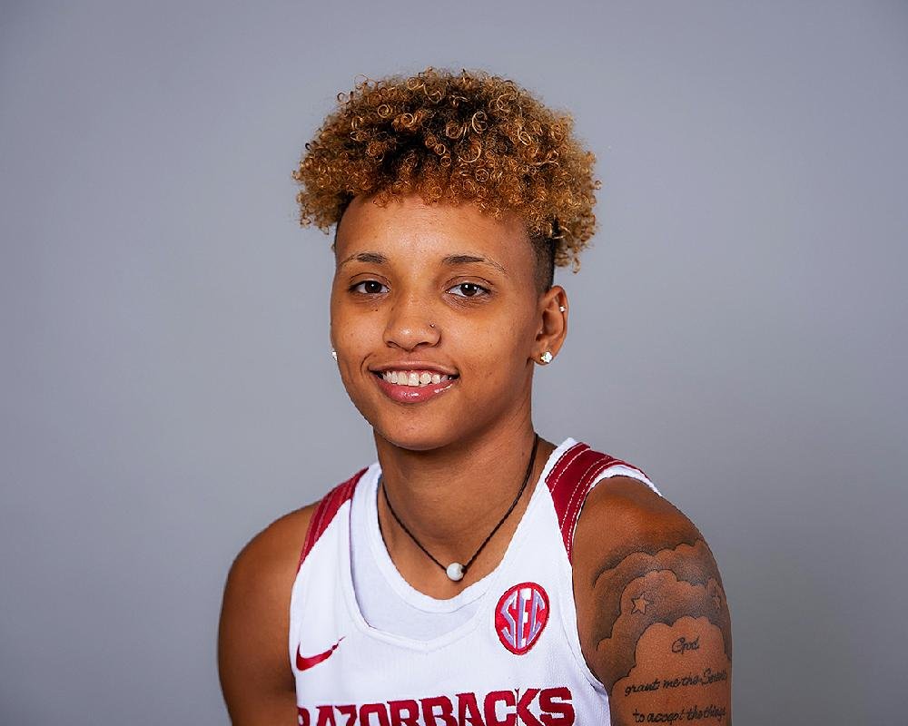 Arkansas women find touch with 20-0 second-half spree