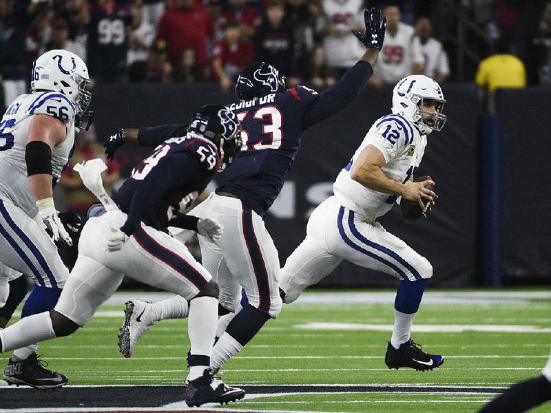 Luck leads Colts to wild-card win vs. Texans