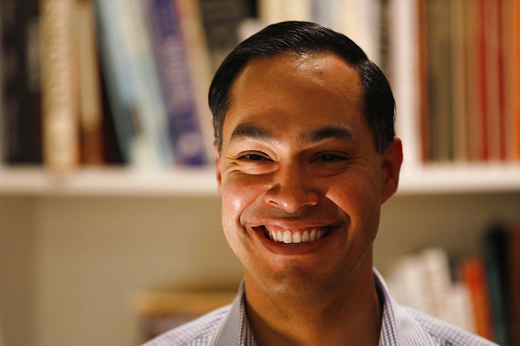 Former Obama housing chief Julian Castro joins 2020 campaign ...