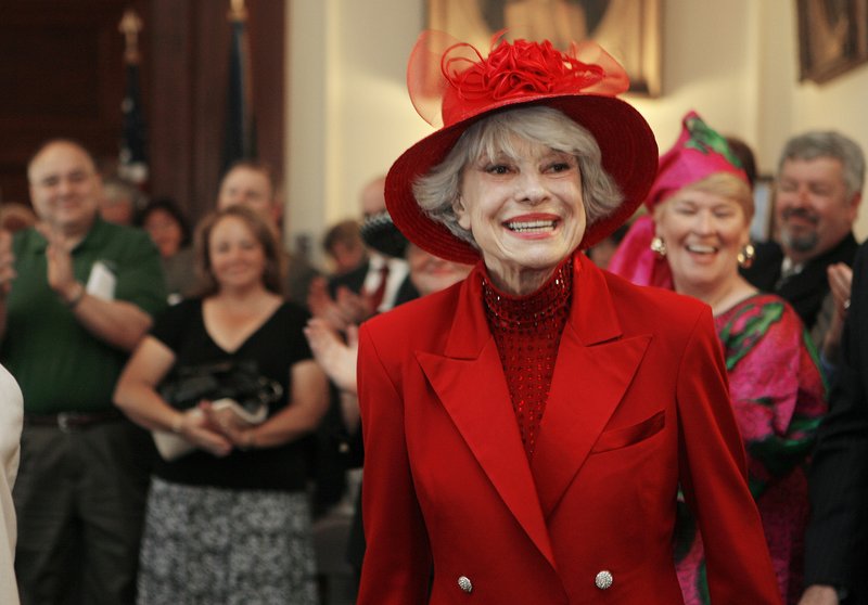 This June 27, 2007 file photo shows singer and actress Carol Channing in Concord, N.H. Channing, whose career spanned decades on Broadway and on television has died at age 97. Publicist B. Harlan Boll says Channing died of natural causes early Tuesday in Rancho Mirage, Calif. (AP Photo/Jim Cole, File)

