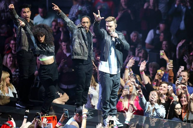 Justin Timberlake performs at Verizon Arena on Thursday night. (Verizon Arena/NELSON CHENAULT)