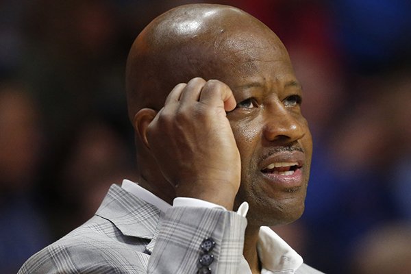 Arkansas head coach Mike Anderson cries out to his team during the second half of the NCAA college basketball game against Mississippi in Oxford, Miss., Saturday, Jan. 19, 2019. Mississippi won 84-67. (AP Photo/Rogelio V. Solis)

