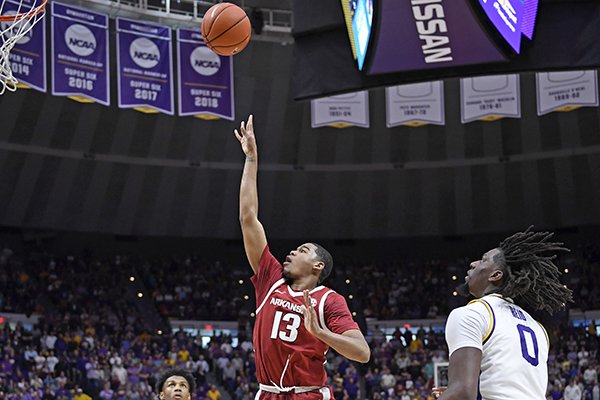 Jones Calls Shot In Razorbacks Victory