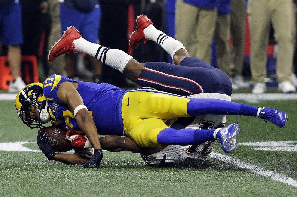 New England, again Defenses highlight lowestscoring Super Bowl ever