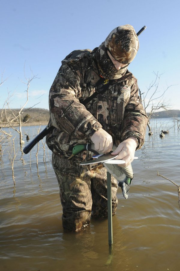 Waders put hunters in cold water The Arkansas DemocratGazette