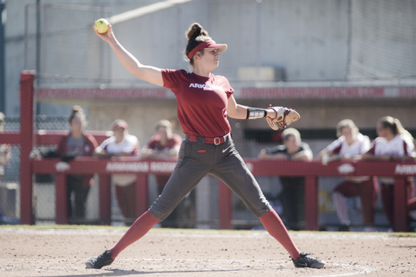 WholeHogSports - Arkansas softball faces higher expectations