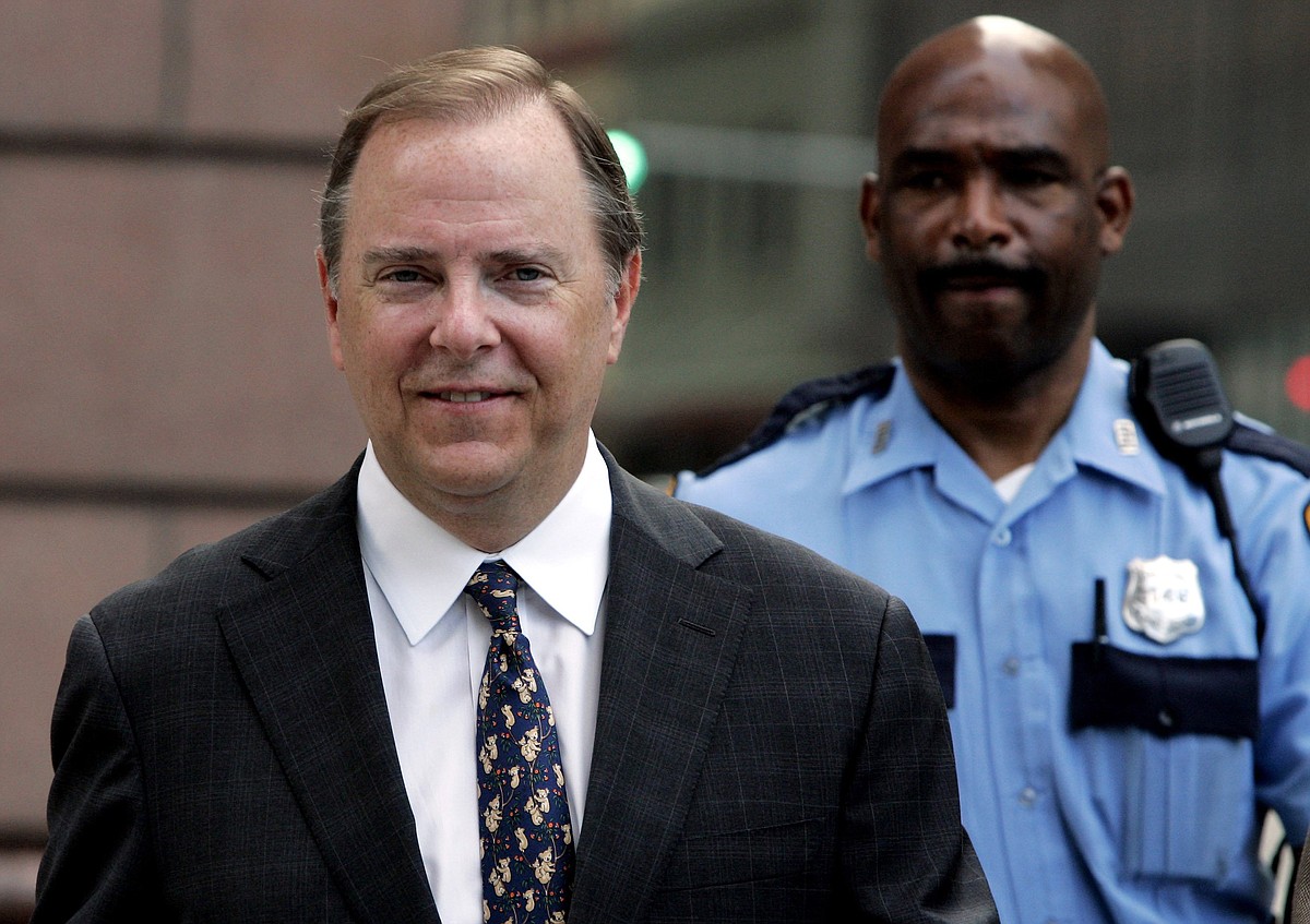 Enron's ex-CEO Skilling released; fraudster behind bars for 12 years