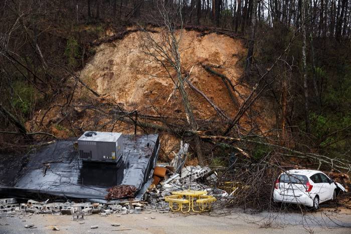 Doug Strickland / Chattanooga Times Free Press The remains of a Subway restaurant on Signal Mountain Road are seen after a mudslide destroyed the business on Saturday, Feb. 23, 2019, in Chattanooga, Tenn.