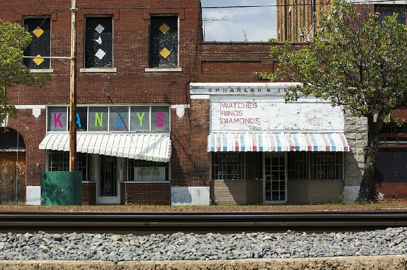 A property sits abandoned on Fourth and Main streets in Pine Bluff.