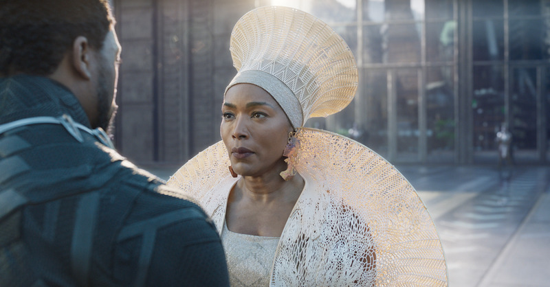 For Ramonda's (Angela Bassett) hat and "shoulder mantle" in her Black Panther opening scene with T'Challa/Black Panther (Chadwick Boseman), costume desgner Ruth E. Carter made use of a 3D printer in Belgium.