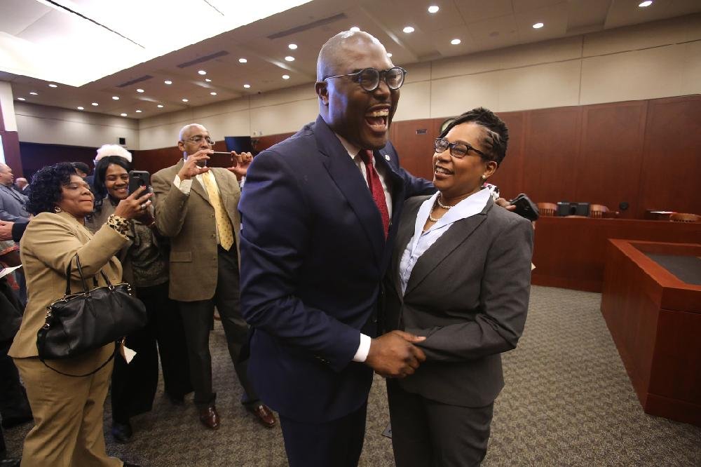 Lisa Peters Sworn in as Federal Public Defender The Arkansas DemocratGazette Arkansas' Best