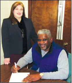 (Shown in the photo at right are SAU/ASBTDC Director Janel Morton and Stephens Mayor Harry Brown.)