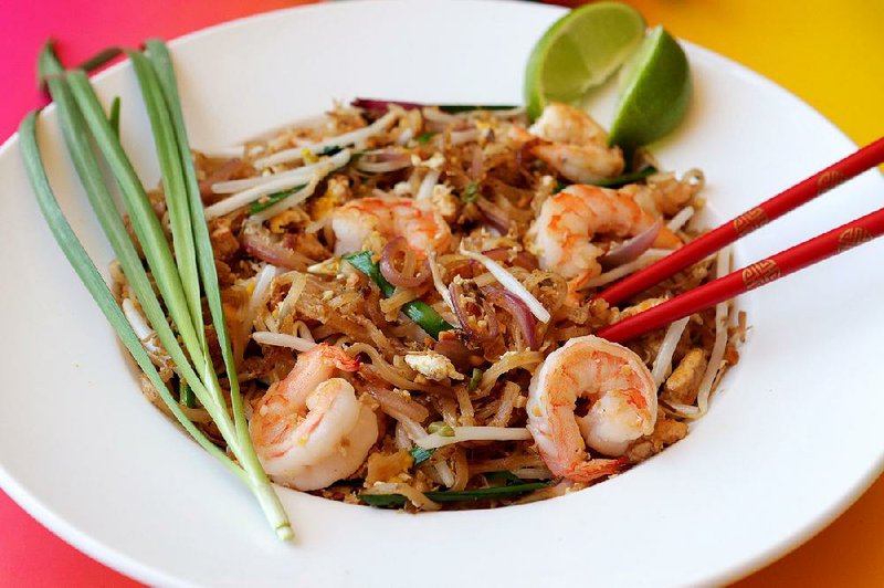 Pad Thai with shrimp 