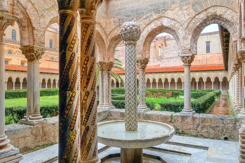 The Time Traveler's Guide to Norman-Arab-Byzantine Palermo