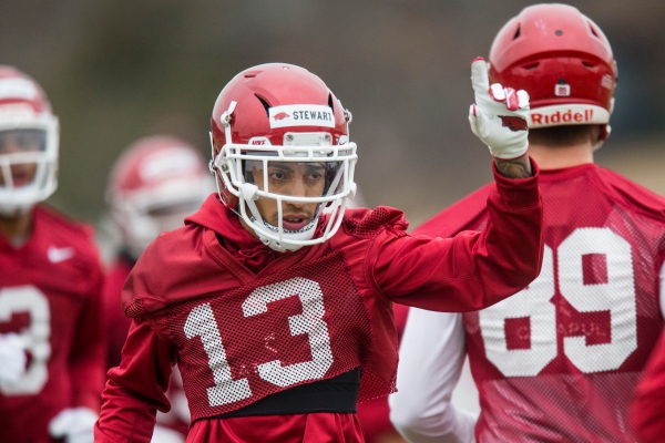 Wholehogsports Wr Stewart Arrested On Dwi Charge