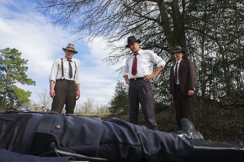 Old Texas Rangers Maney Gault (Woody Harrelson ) and Frank Hamer (Kevin Costner) and Dallas County Deputy Sheriff Ted Hinton (Thomas Mann) track the murderous outlaws Bonnie and Clyde in Netflix’s The Highwaymen.