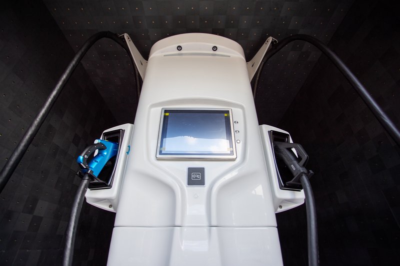 This electric-vehicle charging point is the size of a refrigerator. MUST CREDIT: Bloomberg photo by Ian Waldie.