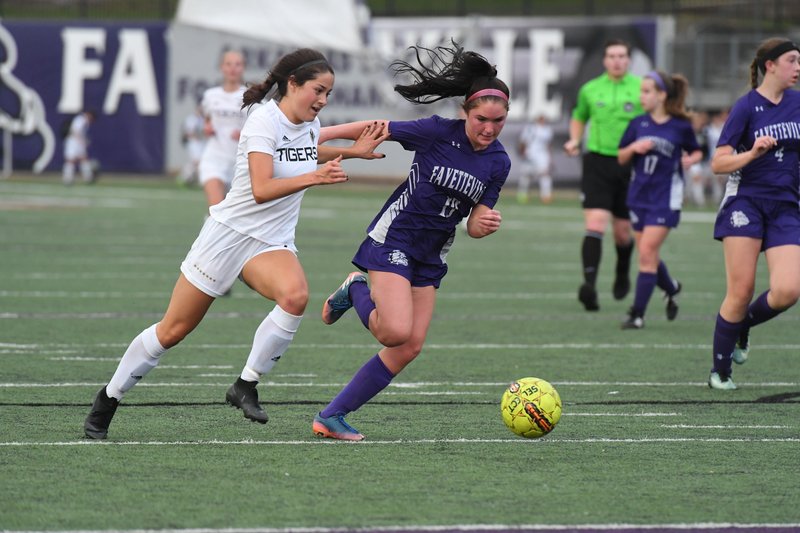 NWA Democrat-Gazette/J.T. WAMPLER Image from Bentonville's 3-1 win over Fayetteville Tuesday April 23, 2019 at Bulldog Stadium.