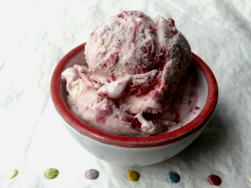 Roasted Strawberry and White Chocolate Ice Cream