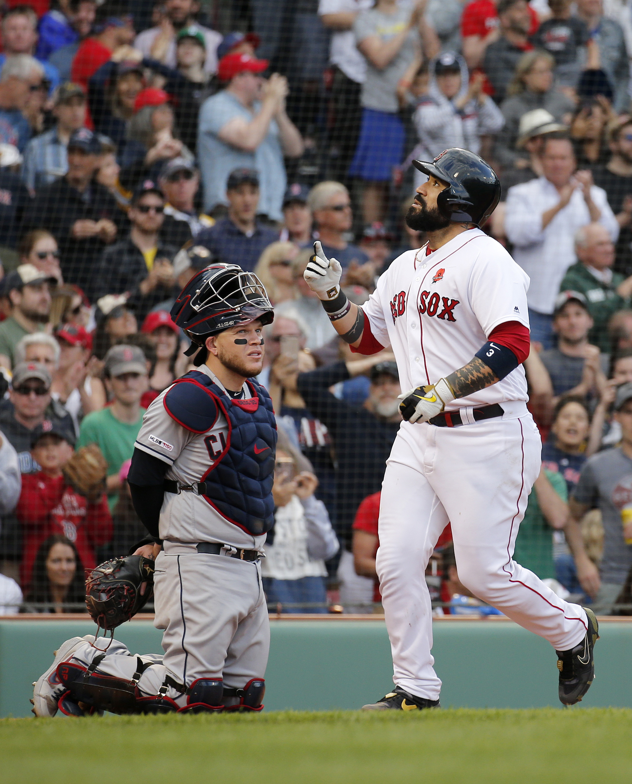 Tapia homer in 5-run second leads Blue Jays over Red Sox 6-1