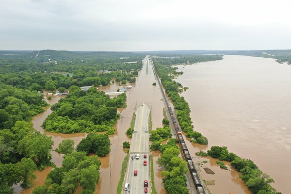 The Latest Oklahoma Reservoir To Reduce Flows Into River   AP19148793951101 T600 