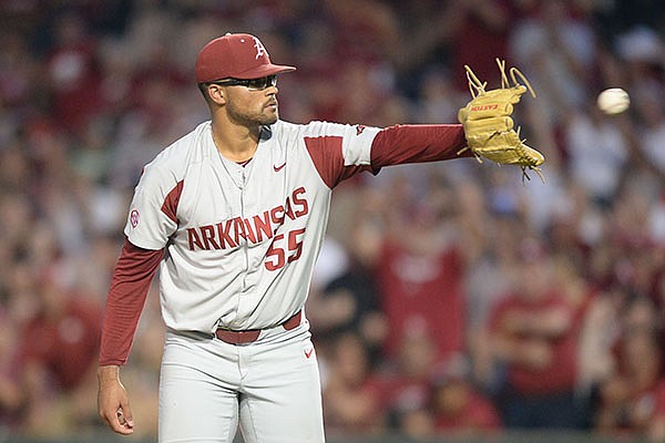 WholeHogSports - Stanek steps in as No. 1 starter