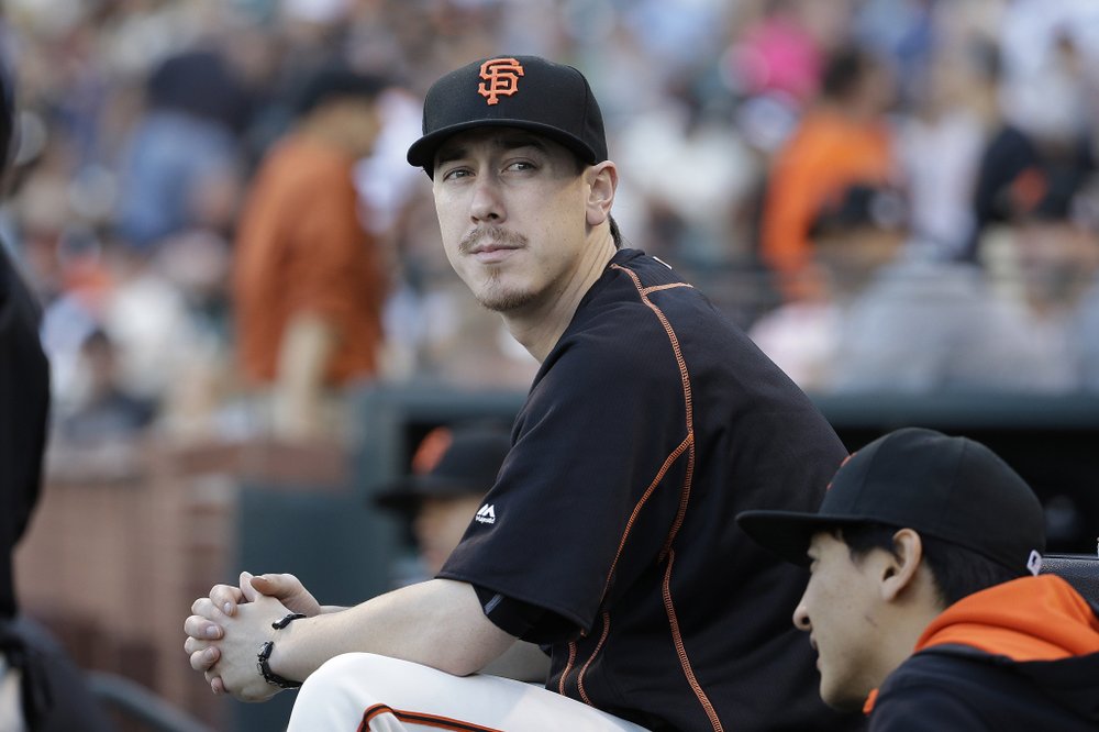 Tim Lincecum will be at Oracle Park for Bruce Bochy's last game