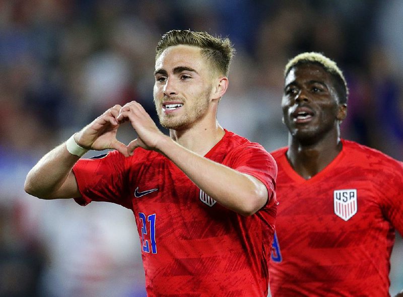 Tyler Boyd (left) and his U.S. men’s teammates, who are playing in the CONCACAF Gold Cup, have also been following the U.S. women in the World Cup. “They have our full support,” defender Tim Ream said. 