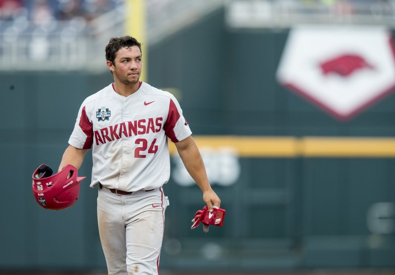 Five former Hogs sign first professional baseball deals