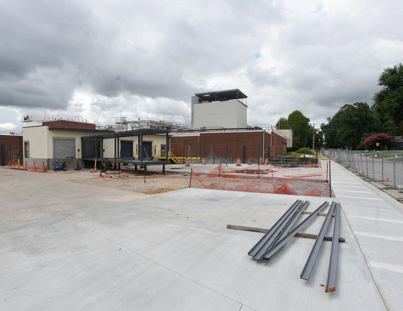 NWA Democrat-Gazette/FLIP PUTTHOFF Construction continues Tuesday on the Momentary in Bentonville. The arts center will open Feb. 22. State of the Art II will be the inaugural exhibit.