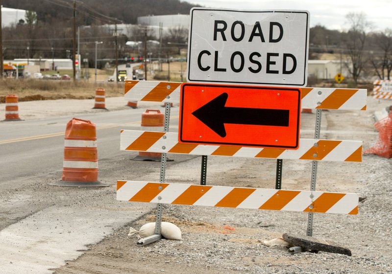 NWA Democrat-Gazette/BEN GOFF @NWABENGOFF
Construction continues Thursday, Dec. 20, 2018, on Arkansas Highway 265/ South Old Wire Road near the intersection with Arkansas Highway 264 in Springdale. 