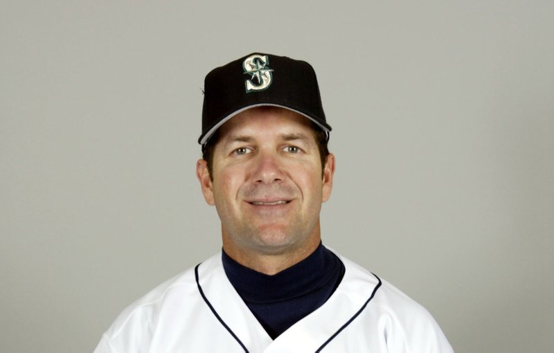 Edgar Martinez is inducted into the Hall of Fame 