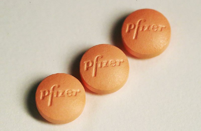 Pfizer Inc., which manufactures pharmaceutical drugs such as Relpax migraine pills, agreed to combine its off-patent drugs divi- sion with Mylan, a maker of generic drugs. 