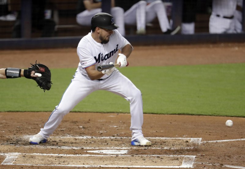 Anthony Rendon hits grand slam, 2-run homer