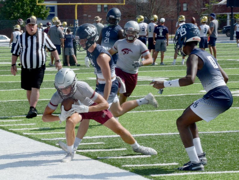 Graham Thomas/Siloam Sunday Siloam Springs senior receiver Tate Criner hauls in a pass during the Southwest Elite 7 on 7 Showcase held at Shiloh Christian on July 12-13. Criner and the Panthers begin fall workouts on Monday afternoon at Panther Stadium.