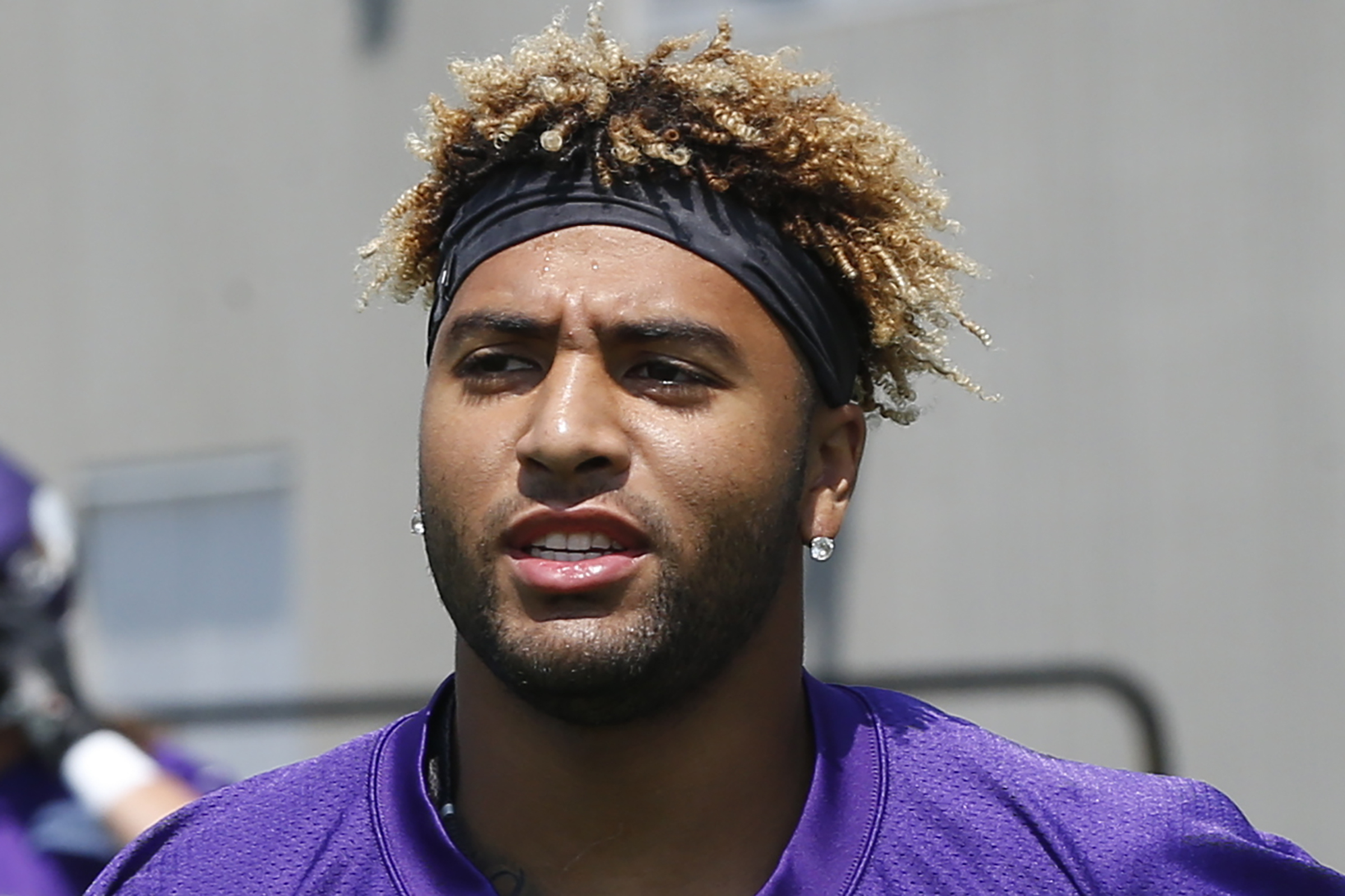 Vikings rookie TE Irv Smith has 'special' debut on birthday in