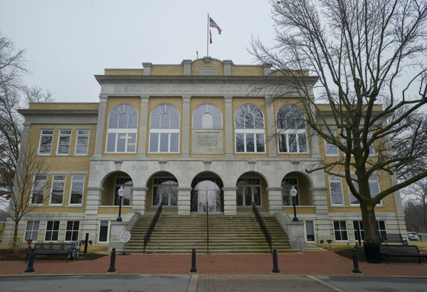 Benton County Quorum Court gives OK to new jail fee