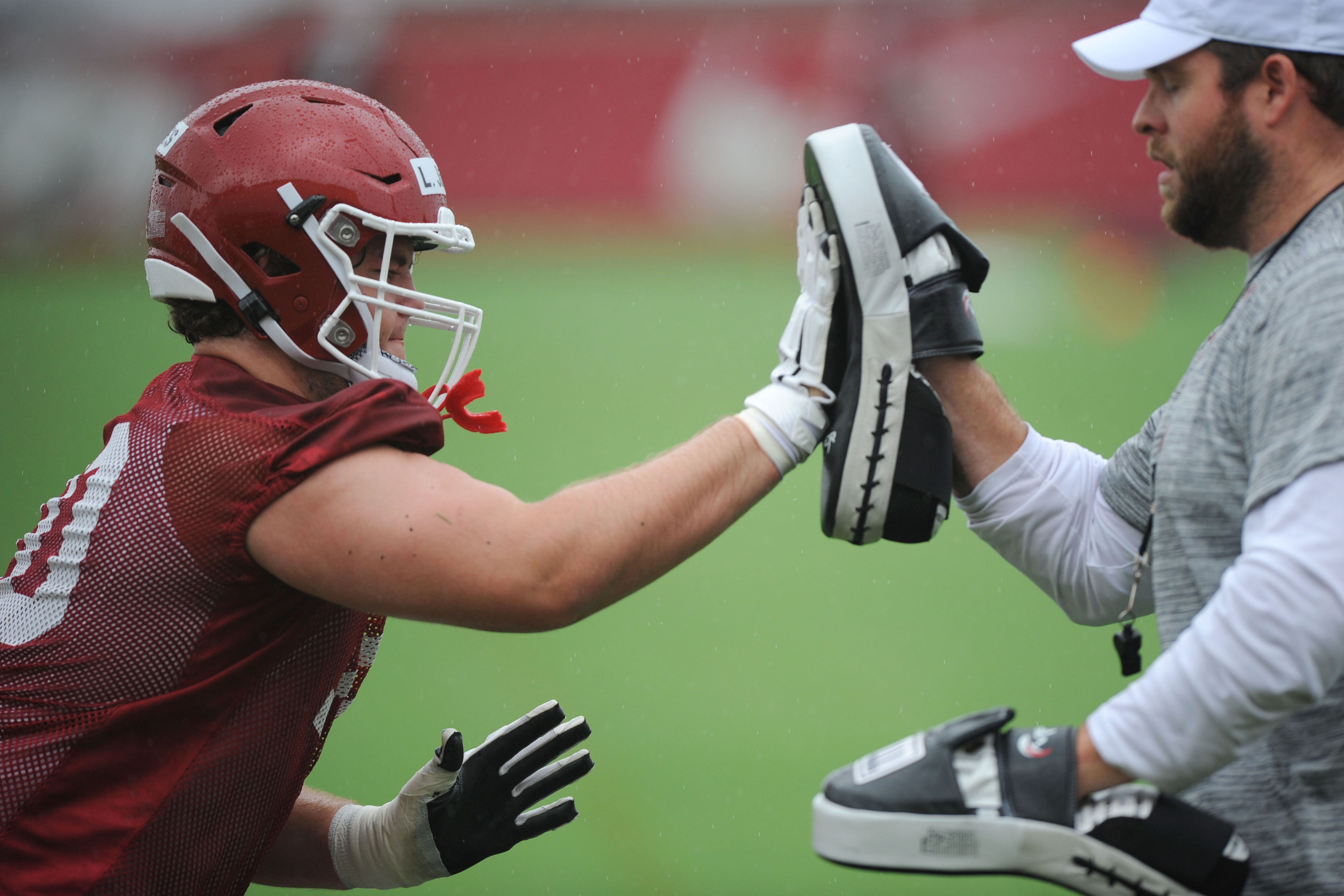 WholeHogSports - Jones works out with Cowboys