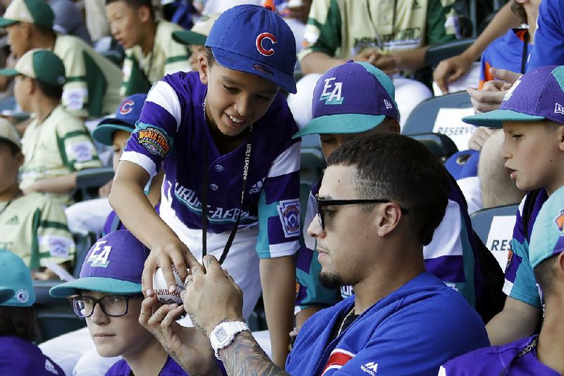 Quintana, Rizzo lead Cubs past Pirates 7-1 at LLWS - ABC7 Chicago