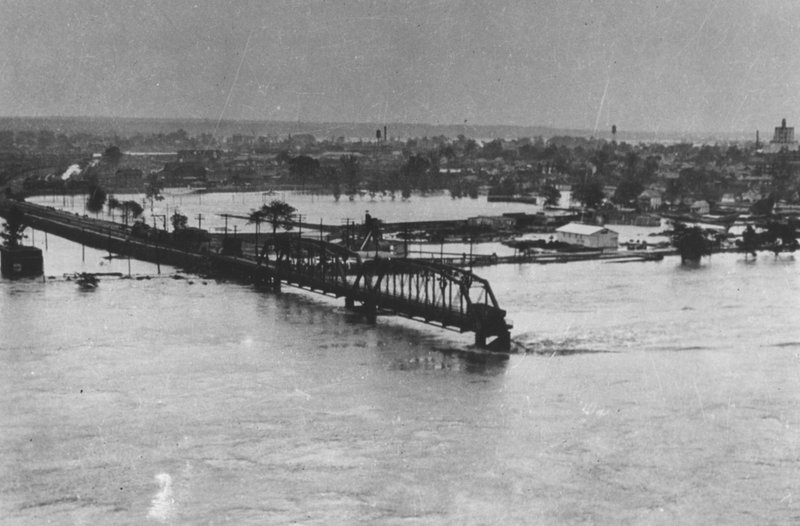 OLD NEWS River Breaks The Bridge And Also The Law The Arkansas   192791651 Flood5A T800 