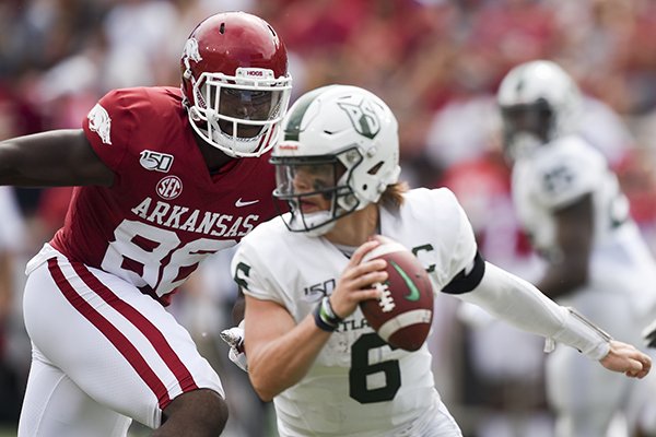 WholeHogSports - Morris: Curl among 'top performers' on defense