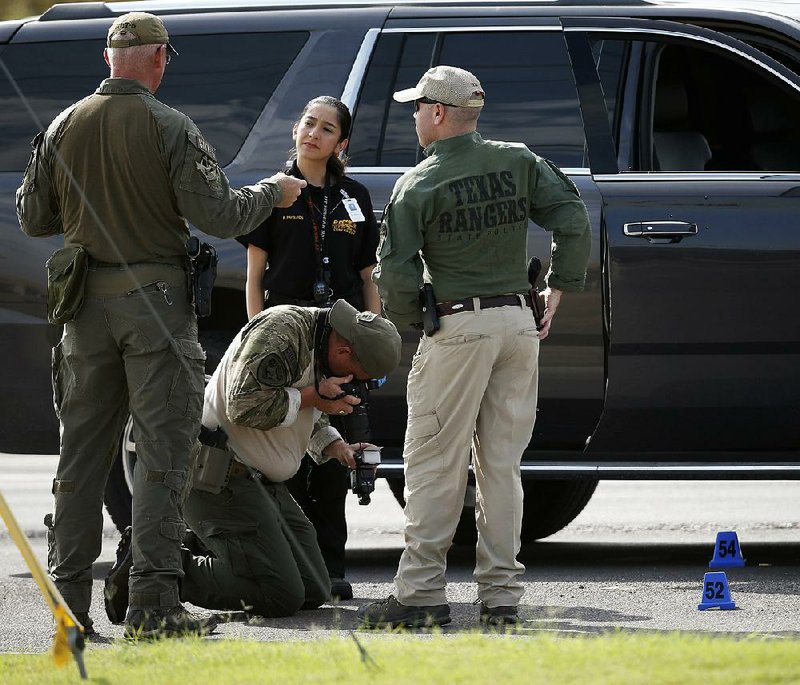 Texas shooter's motives sought; deaths in rampage rise to 7