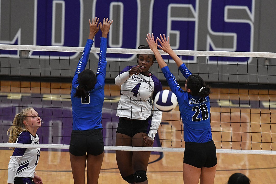 PREP VOLLEYBALL Fayetteville downs defending state champs Conway | The ...