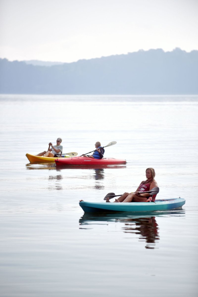 PHOTO GALLERY Kayaking, learning about frogs and handspinning at