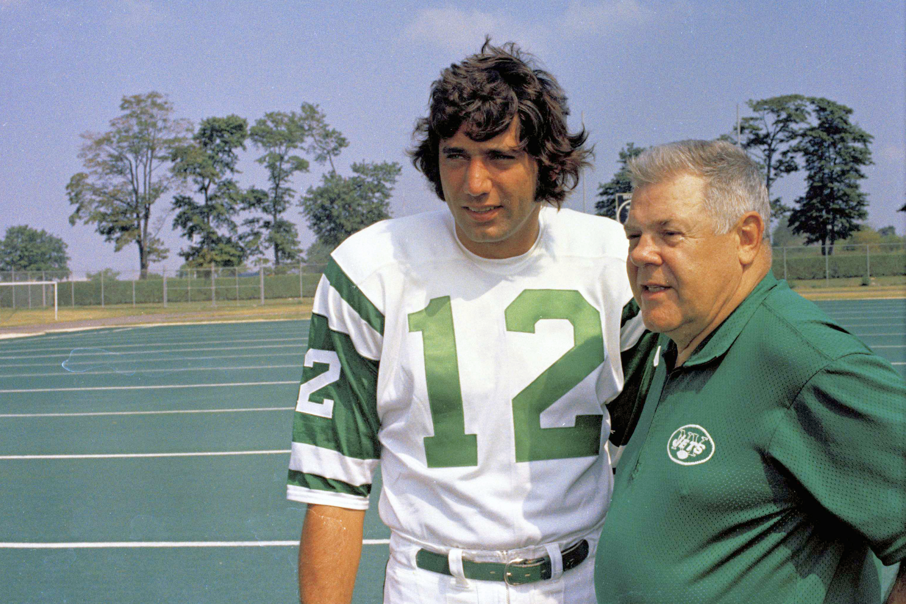 Top Moments: No. 35 - Bernie Kosar makes his NFL debut