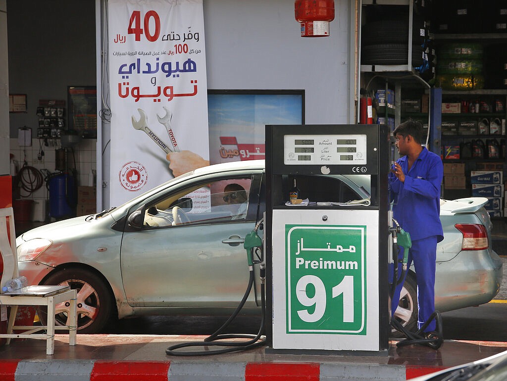 Energy prices spike after Saudi oil attack as U.S. blames Iran ...