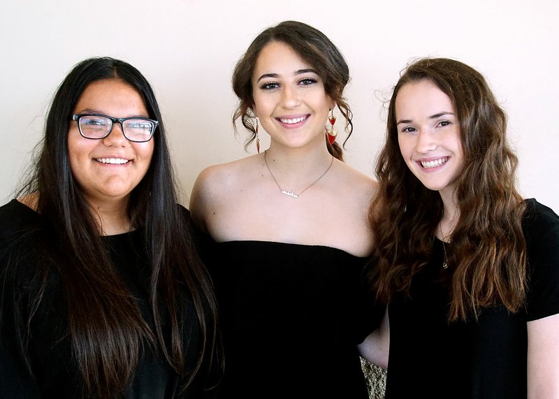 Westside Eagle Observer/RANDY MOLL Gravette High School homecoming queen candidates include Abby Olvera (left), Alex Sumrall and Madison McDaniel. One of them will be crowned homecoming queen at ceremonies before the football game in Gravette on Friday, Sept. 27.