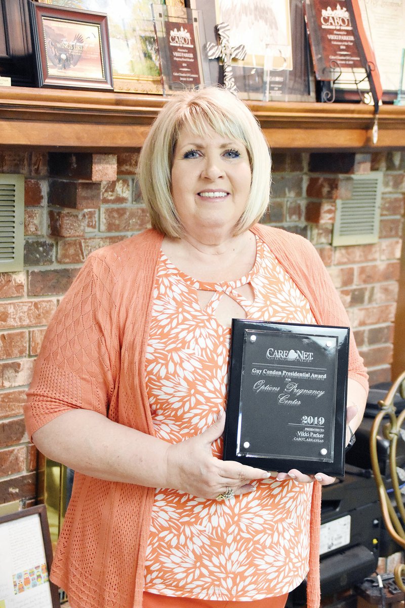 Vikki Parker, executive director of Options Pregnancy Center in Cabot, Jacksonville and Beebe, received the Guy Condon Presidential Award on Sept. 6 during Care Net’s National Conference in St. Louis. Options is a member of the Care Net network of pregnancy centers across the United States.