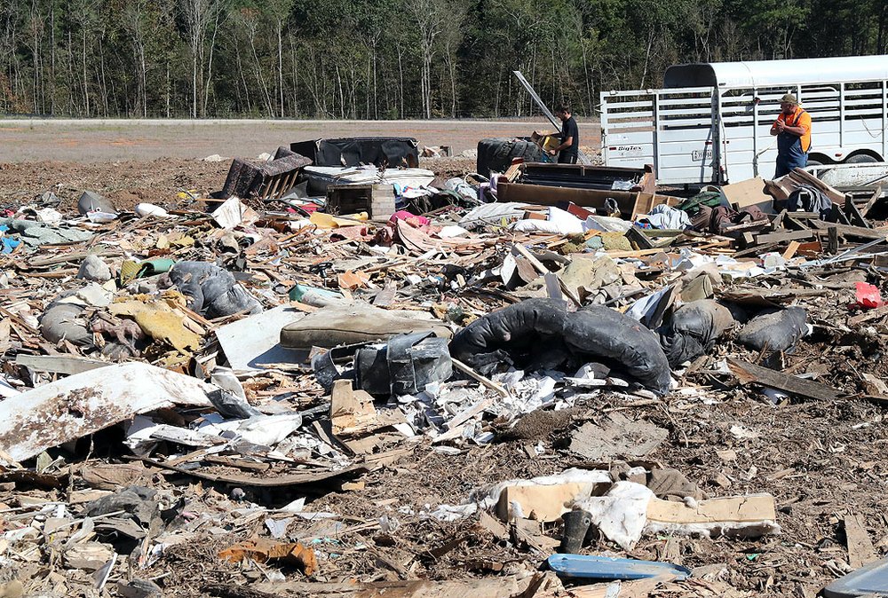 People dump their trash at the Garland County Landfill Tuesday, October 8, 2019. (The Sentinel-Record/Richard Rasmussen)